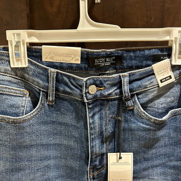 NWT Judy Blue Medium/Light Flare Jeans Size 9/29 - Picture 2 of 6